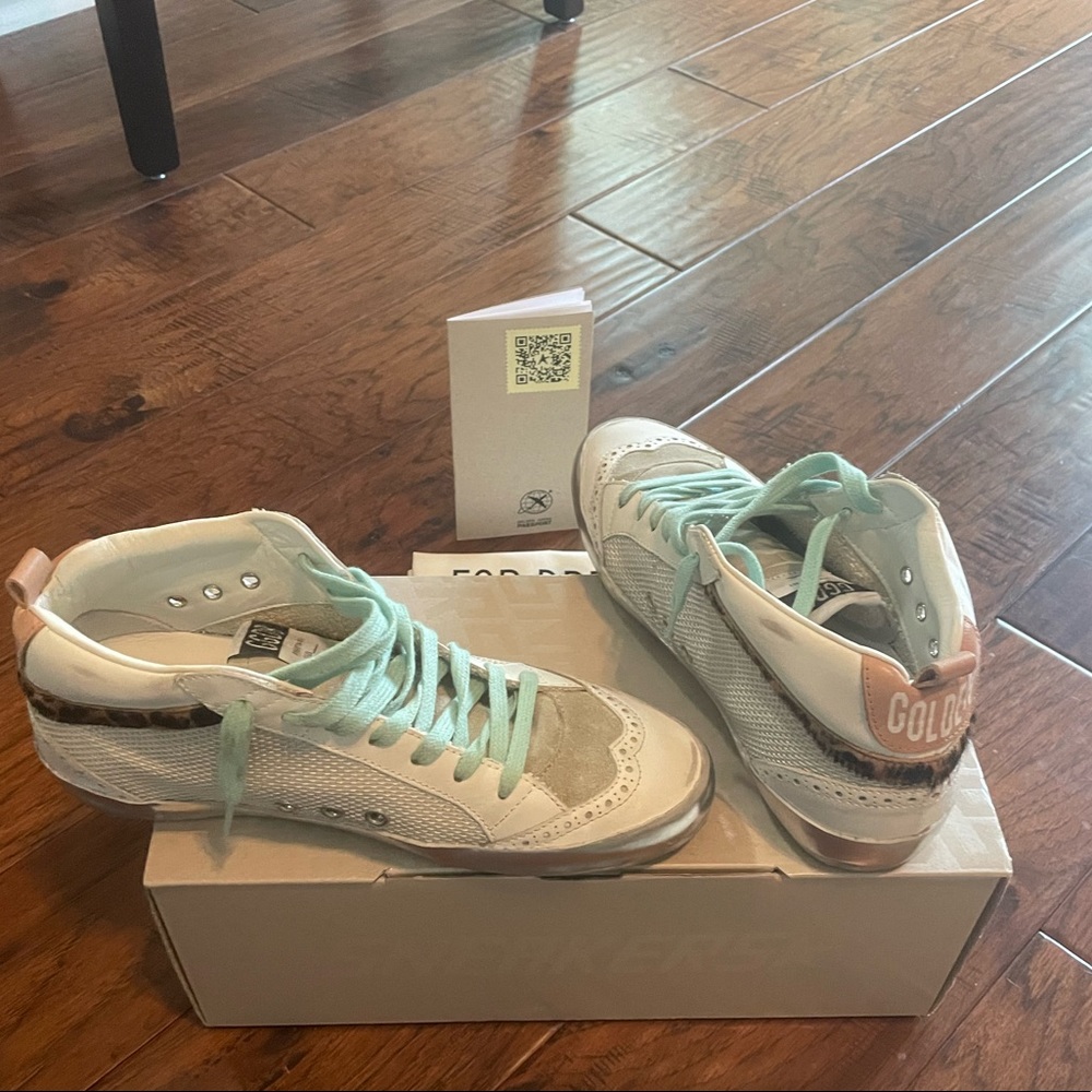 Golden Goose mids. Size 38. Only worn twice.